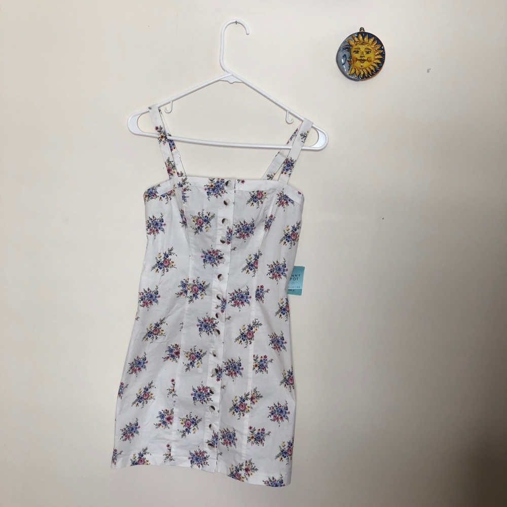 NWT Forever 21 white floral button front dress